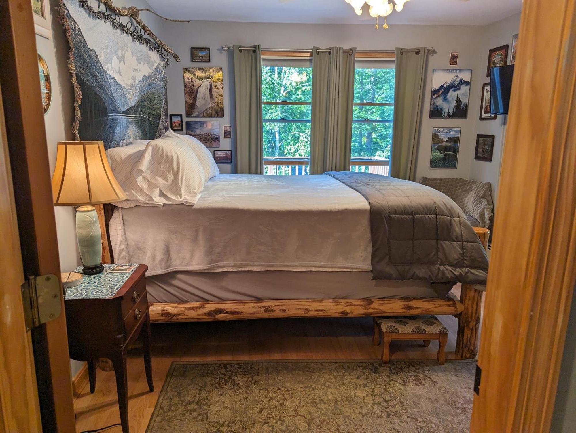 Pond Memories - National Parks Suite - Paddling Included! Surry Exterior foto